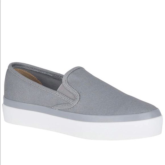 women's seaside aerial sneaker